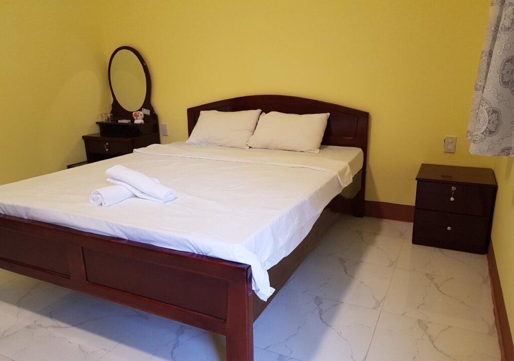Фантхьет: Golden Sand Hotel