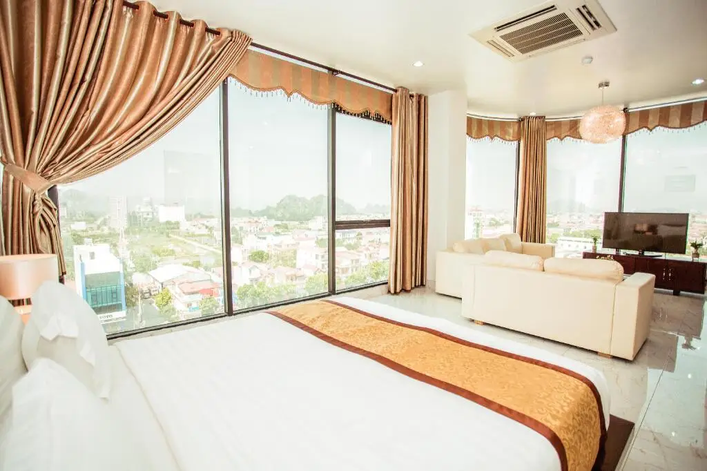 Ниньбинь: Royal Ninh Binh Hotel