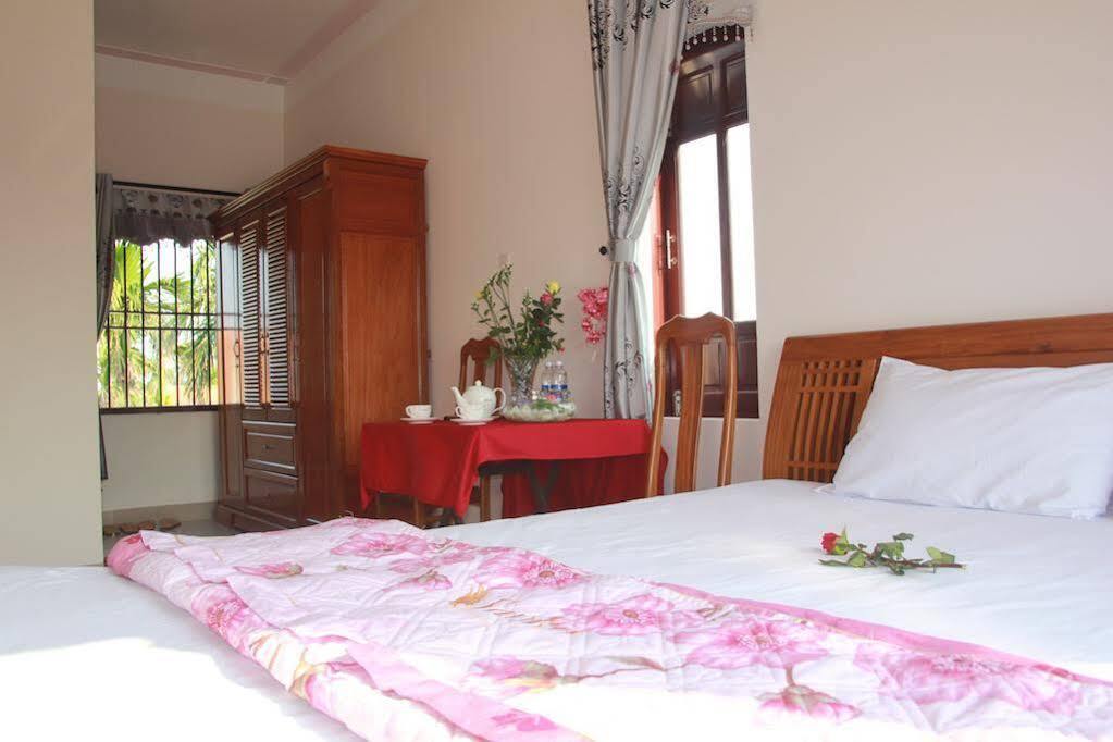 Хойан: Lakeside Homestay