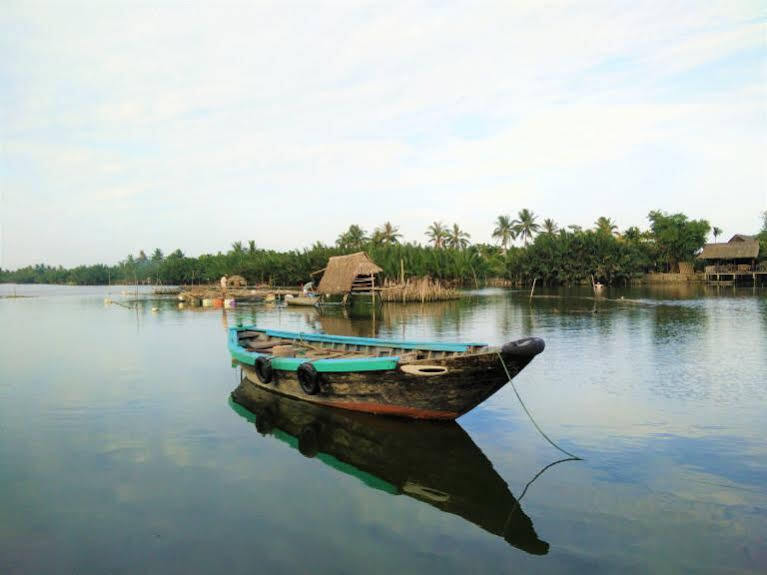 Хойан: Lakeside Homestay