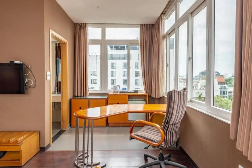 Ханой: Golden Sunshine Villa Hotel and Travel