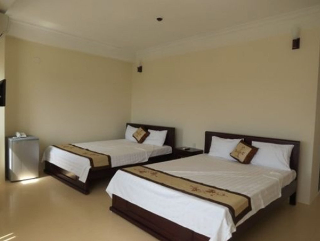 Nam Long Plus Hotel — фото 1