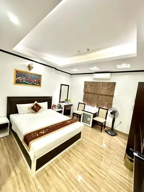 Халонг: Ha Long Sail Hotel