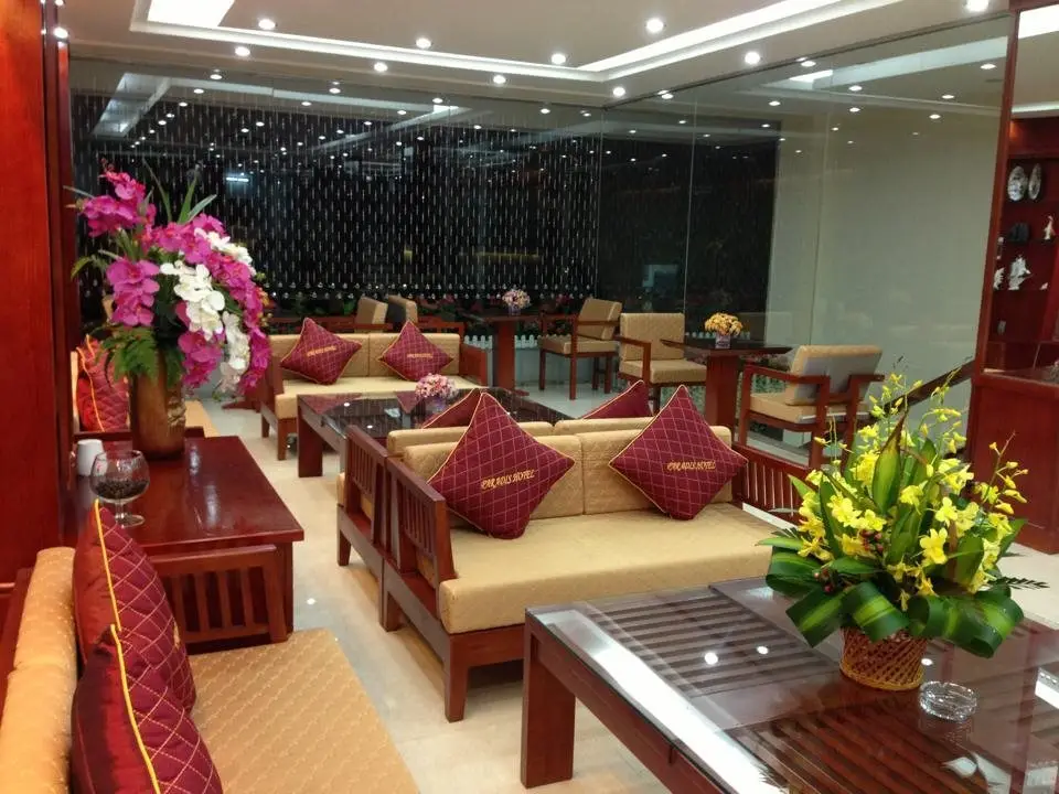 Халонг: Paradis Hotel