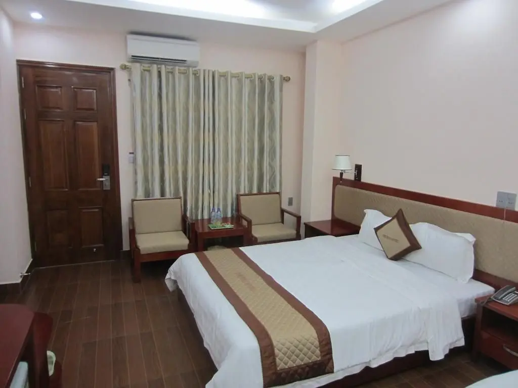 Халонг: Paradis Hotel