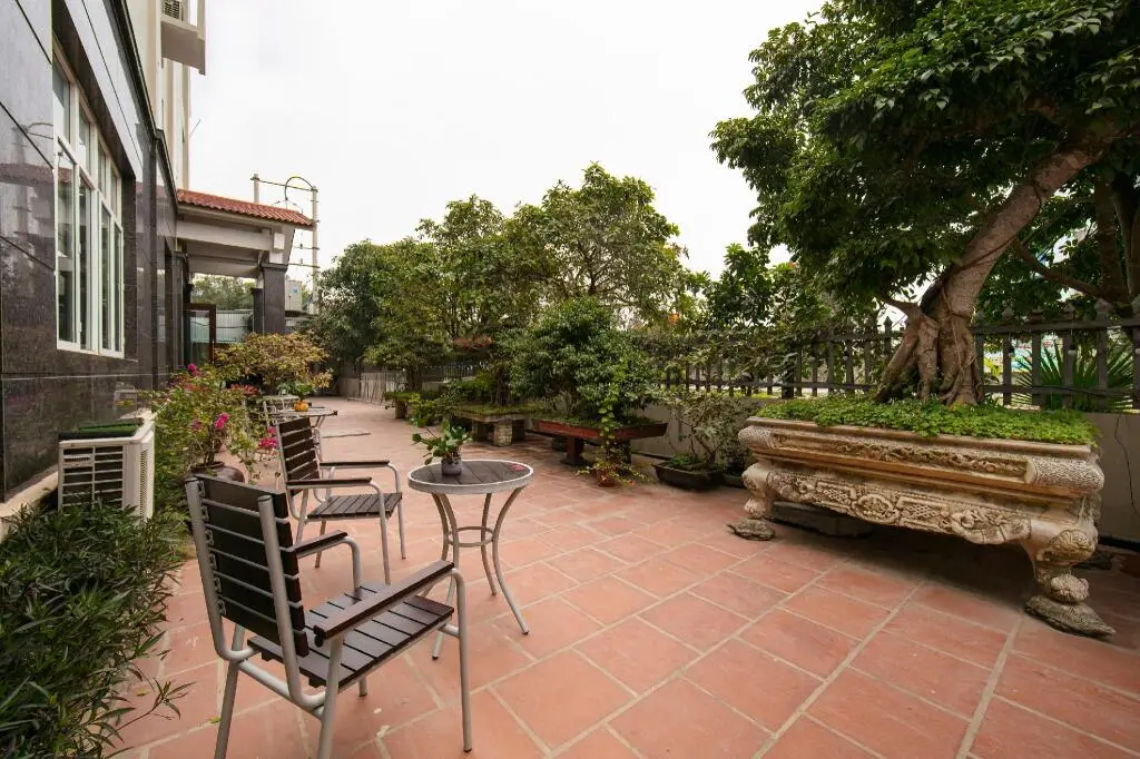 Хаулок: Sao Hai Tien Hotel