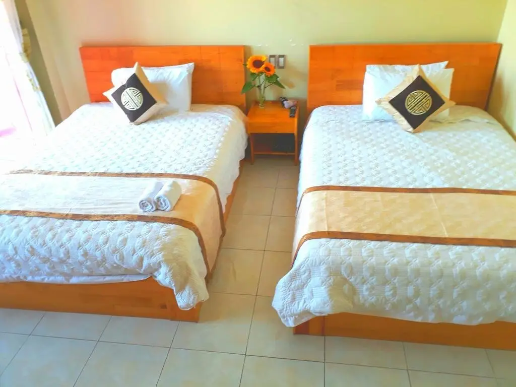 Далат: Golden Pine Hotel