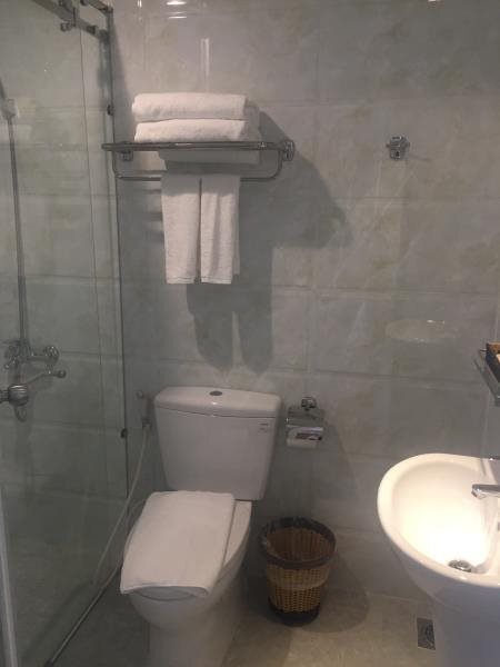 Хошимин: New Life Hotel