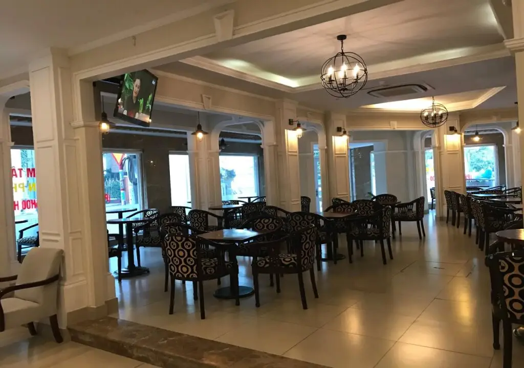 Хошимин: New Life Hotel