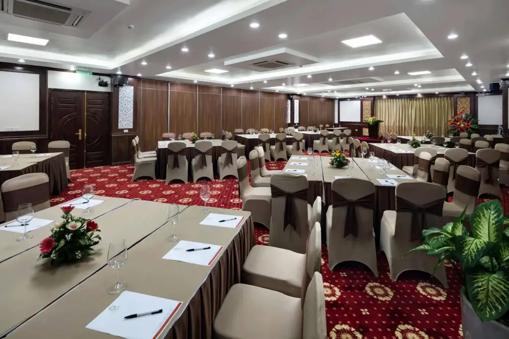 Бакнинь: Center Hotel Bac Ninh