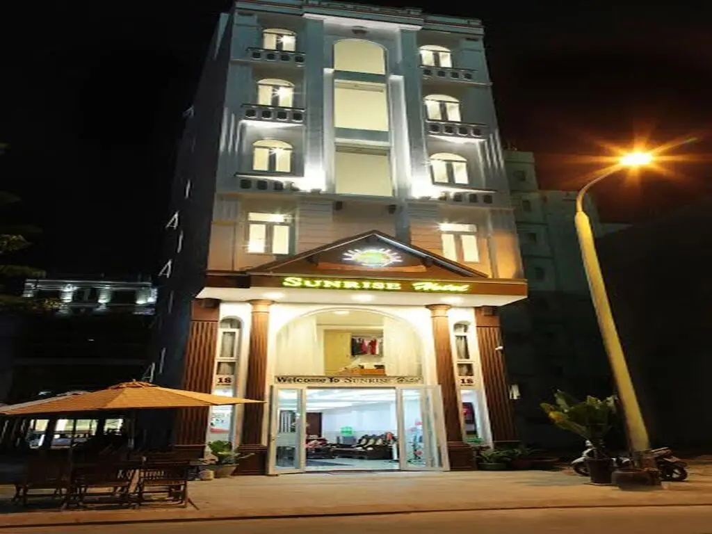 sunrise hotel — фото 1