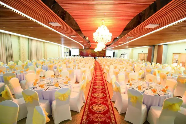 Далат: Bavico Plaza Hotel Dalat