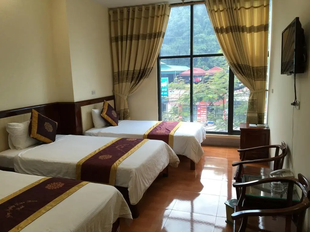 Дьенбьенфу: Nong Nghiep Dien Bien Hotel