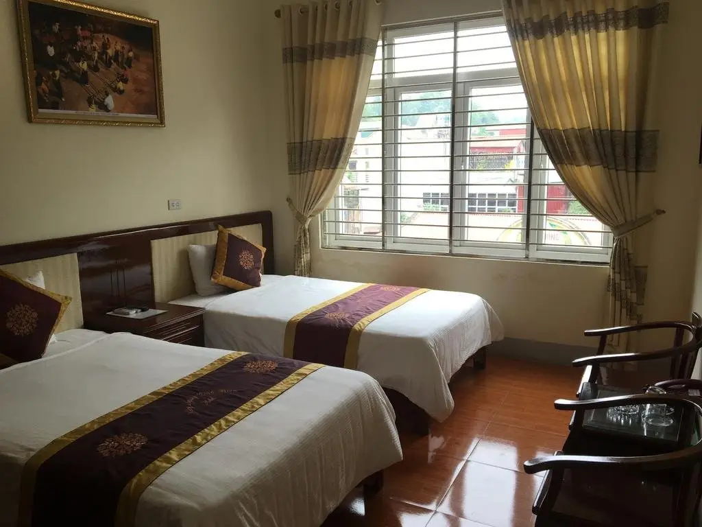 Дьенбьенфу: Nong Nghiep Dien Bien Hotel