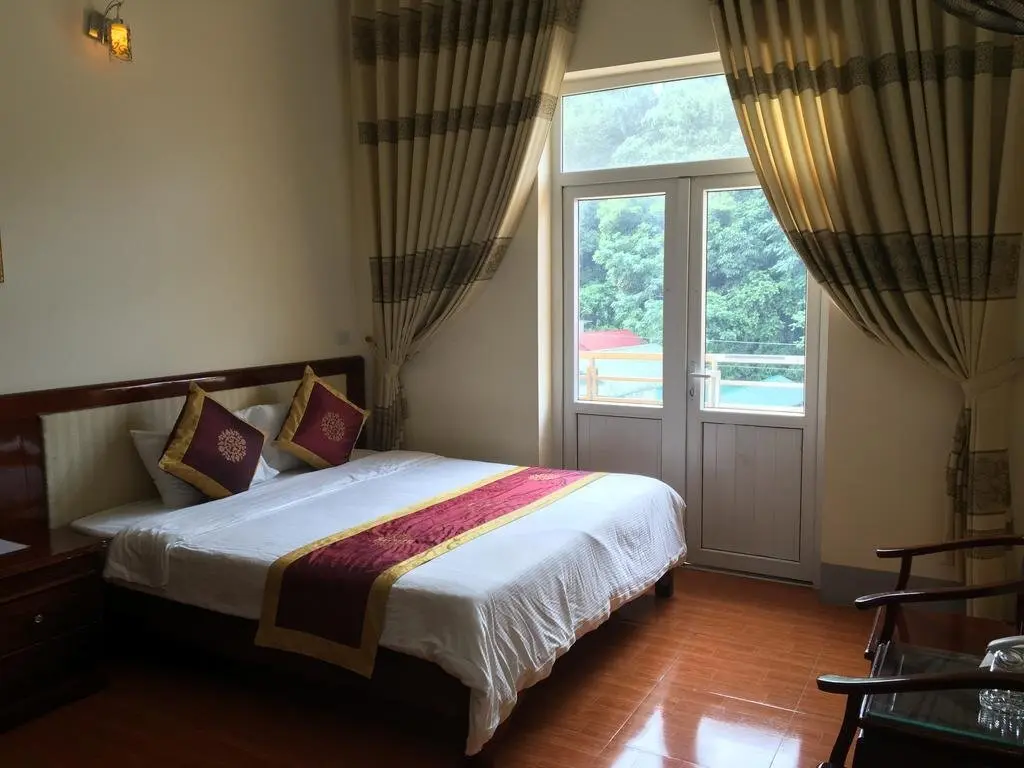 Дьенбьенфу: Nong Nghiep Dien Bien Hotel