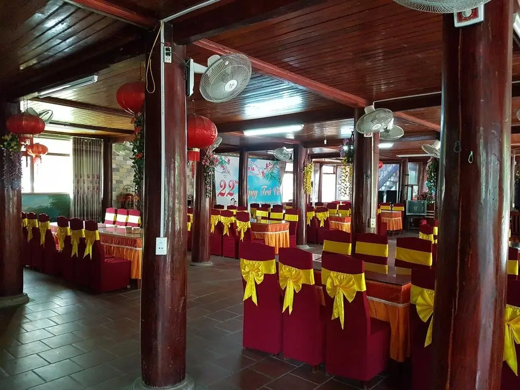 Нгок Куанг: Trung Du Hotel