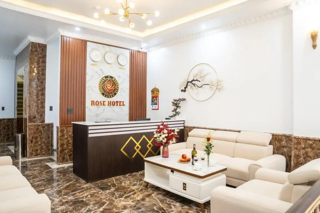 Rose Hotel — фото 1