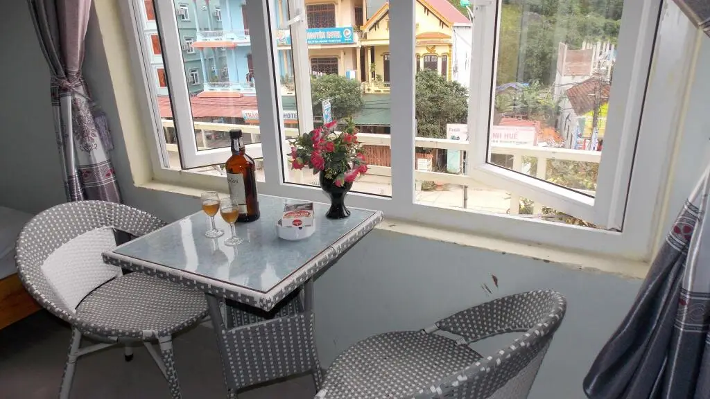 Фонг Ня: Rose Hotel