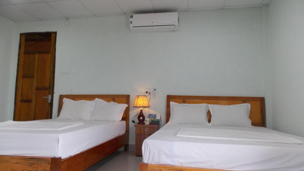Фонг Ня: Rose Hotel