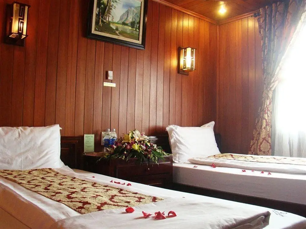 Халонг: Garden Bay Premium Cruise
