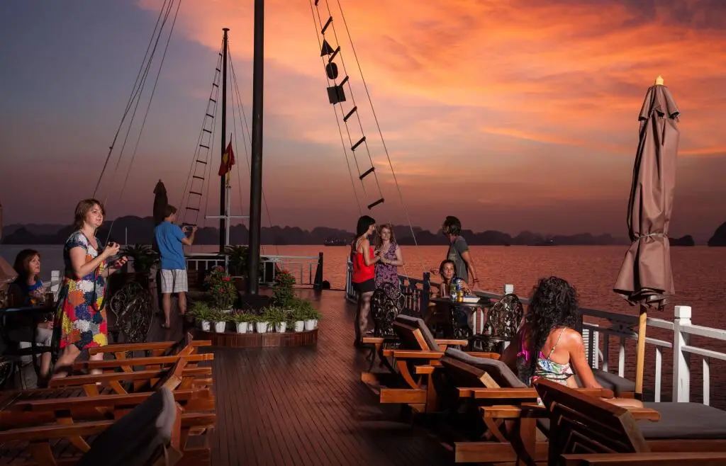 Халонг: Garden Bay Premium Cruise