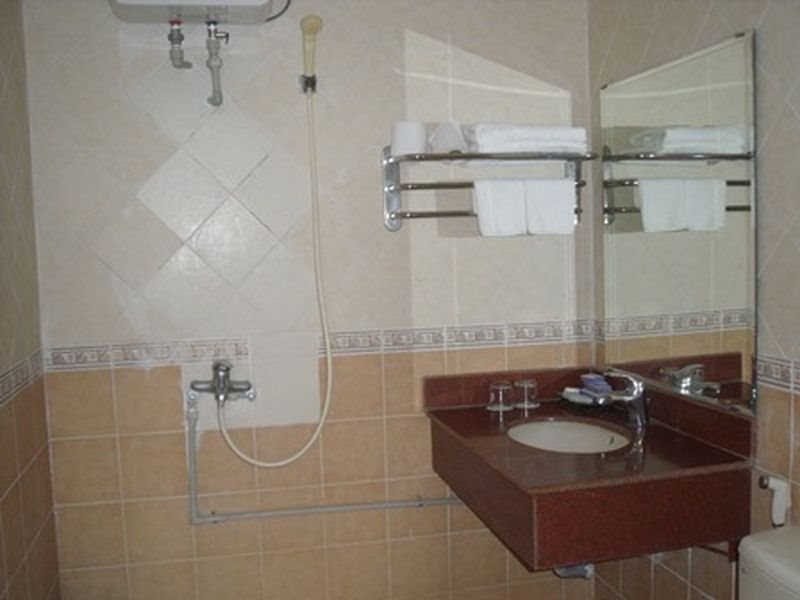 Нгок Куанг: Hoang Qui Hotel