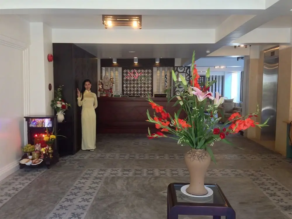 Хюэ: Vina Spa Hotel