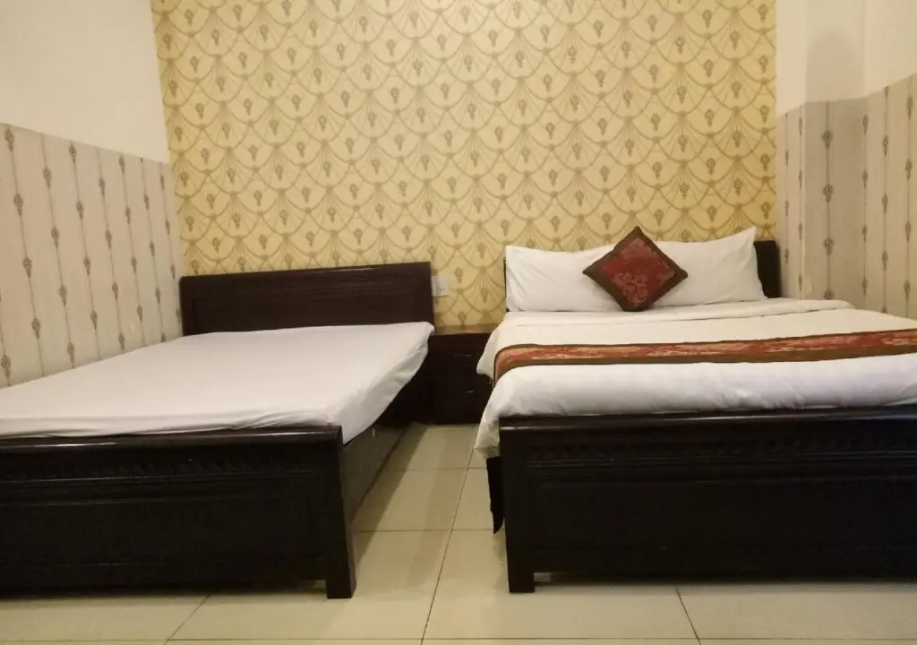 Дананг: Paris Hotel