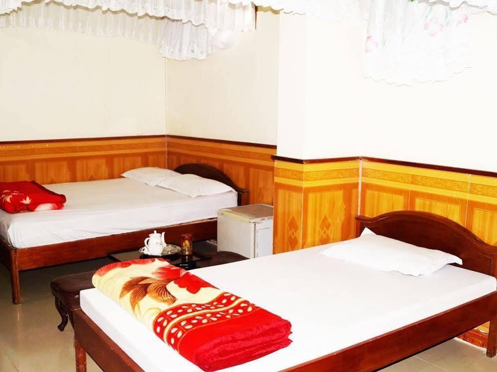 Далат: Que Huong Hotel