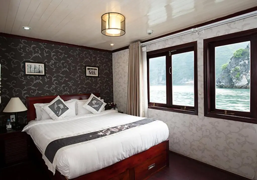 Халонг: Phoenix Luxury Cruise Halong