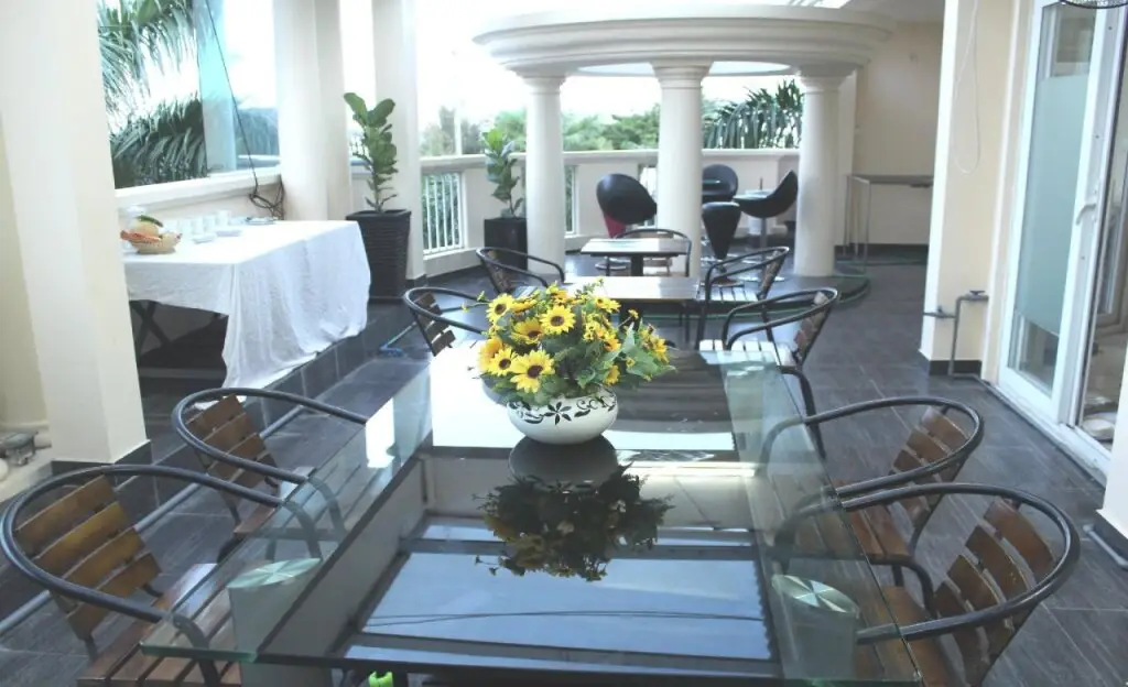 Хошимин: Palms Garden Saigon Apartment  Hotel