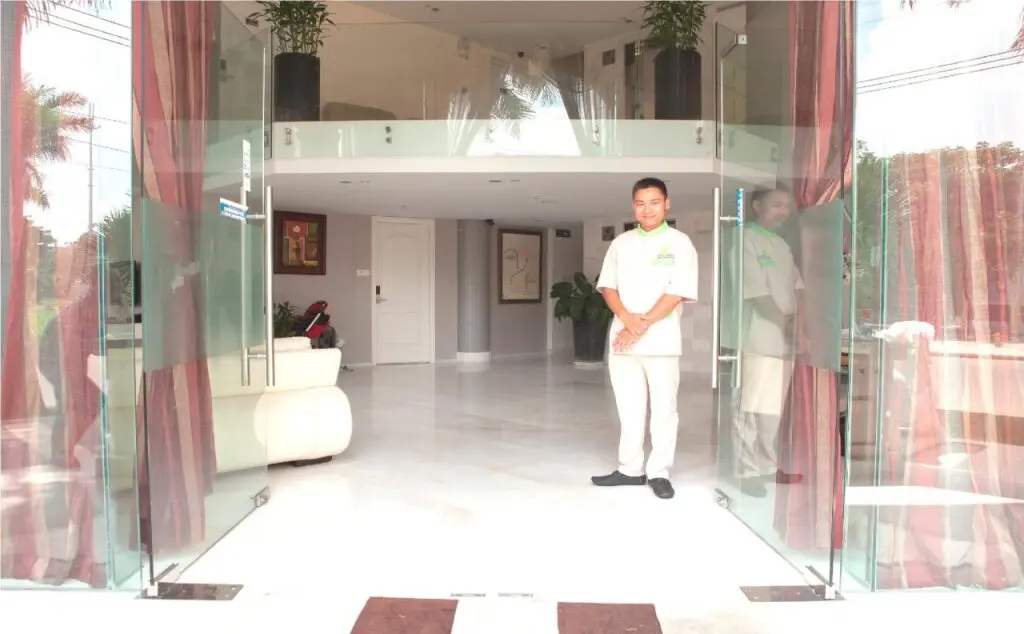 Хошимин: Palms Garden Saigon Apartment  Hotel