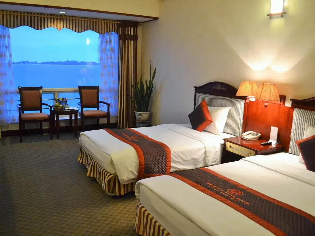Халонг: Grand Halong Hotel