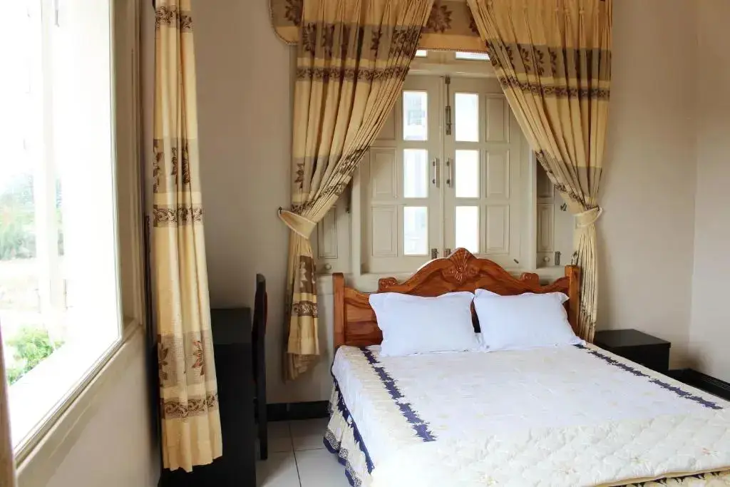 Нин Хоа: Quyet Thang Hotel & Beach