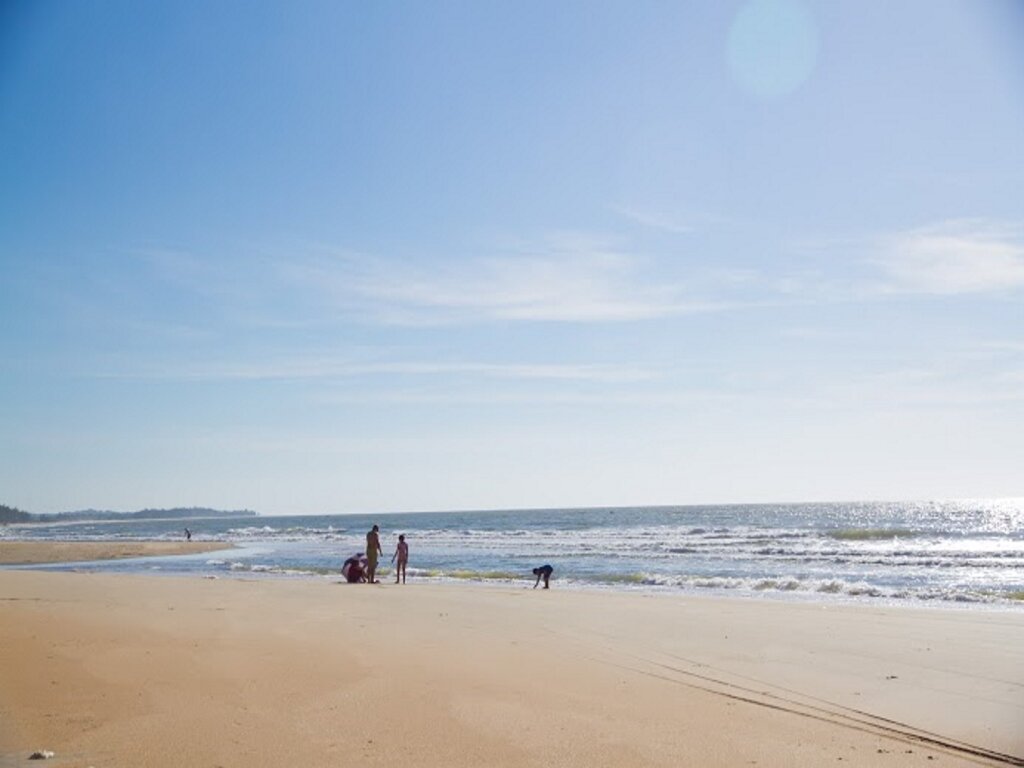 Суен Мок: The Beach House Resort