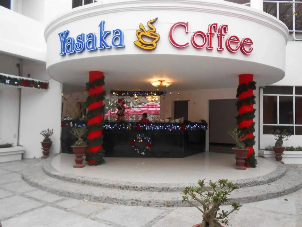 Туй-Хоа: Yasaka Huong Sen Restaurant & Hotel