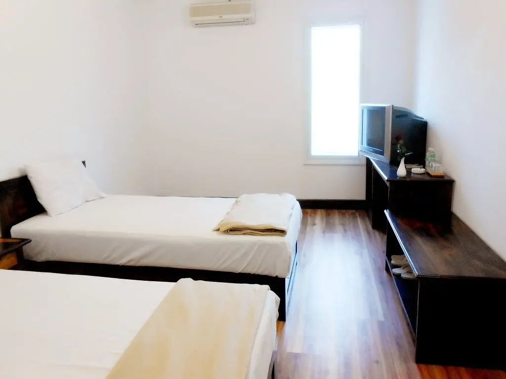 Туй-Хоа: Yasaka Huong Sen Restaurant & Hotel