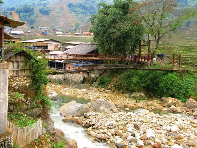Шапа: Anh Hoa Stilt House