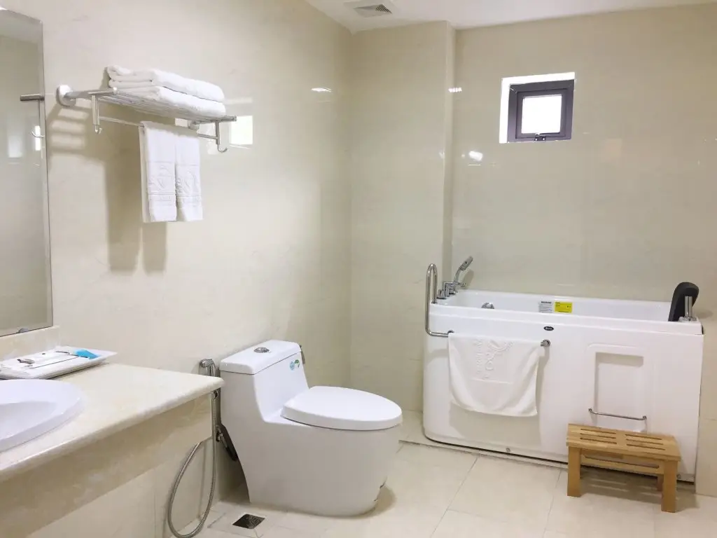 Халонг: Halong Diamond Hotel