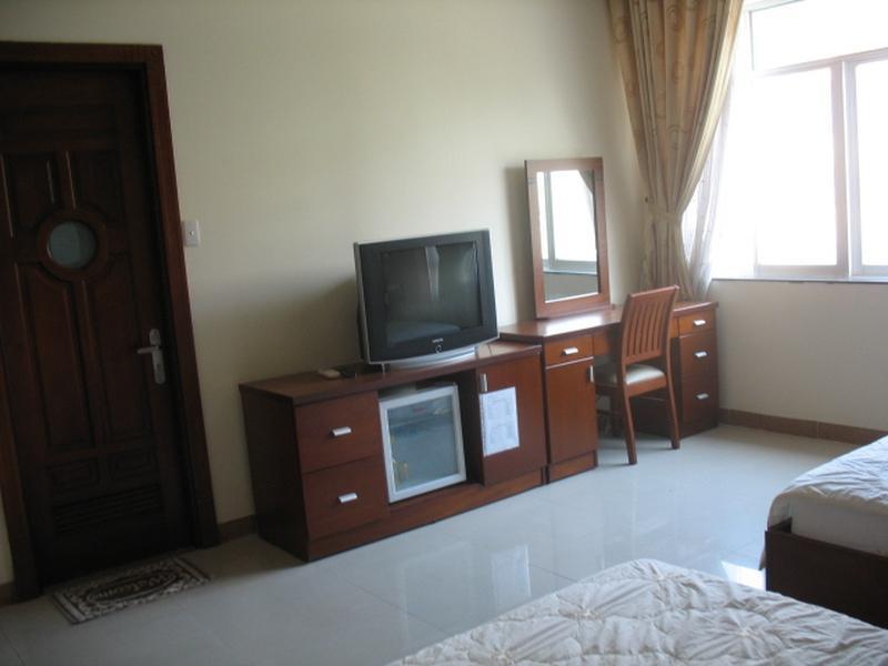 Хошимин: Brother Hotel