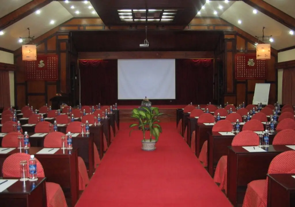 Лонг Диен: Long Hai Beach Resort