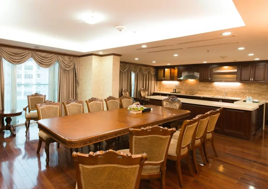 Хаулок: Lam Kinh Hotel