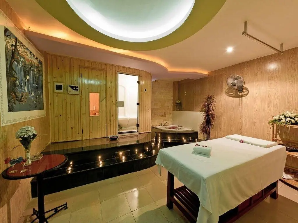 Винь: Muong Thanh Thanh Nien Vinh Hotel