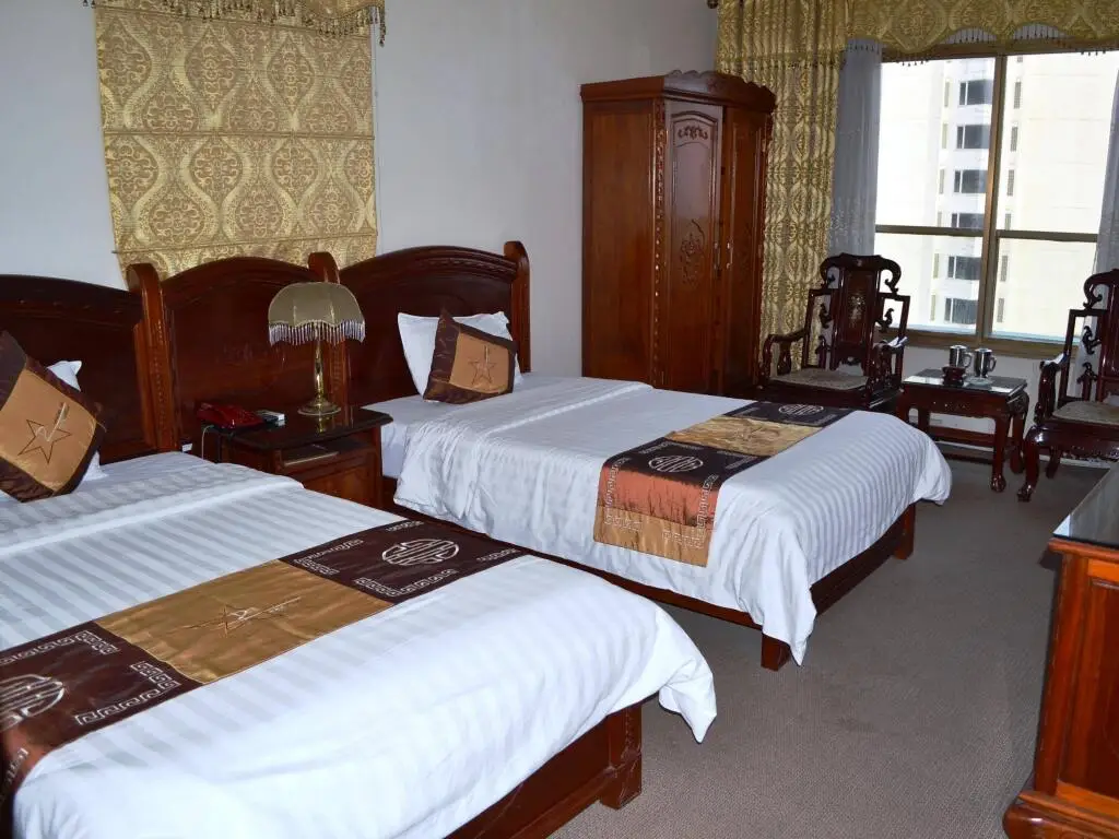 Халонг: Hoang Ha Hotel