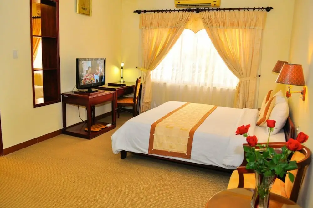 Куангнгай: Song Tra Hotel
