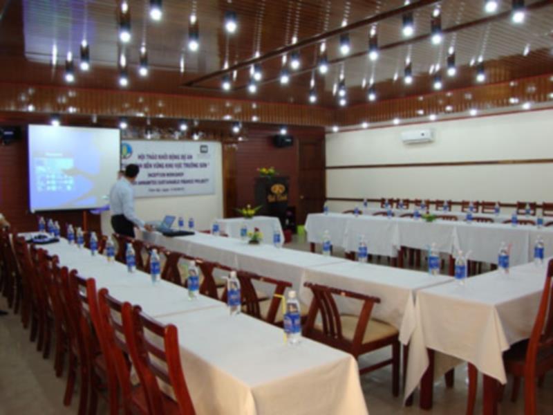 Тамки: Vinh Khanh Hotel