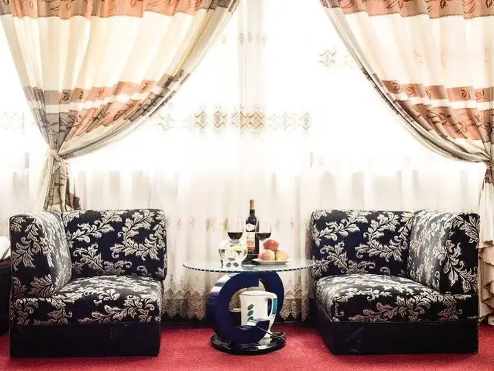 Ханой: Lakeside Hotel Linh Dam Hanoi