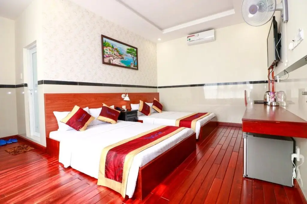 Куинён: My Tien Hotel