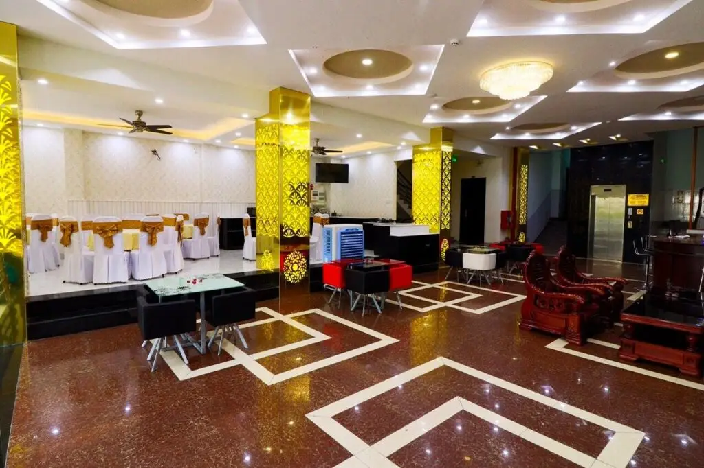 Куинён: My Tien Hotel