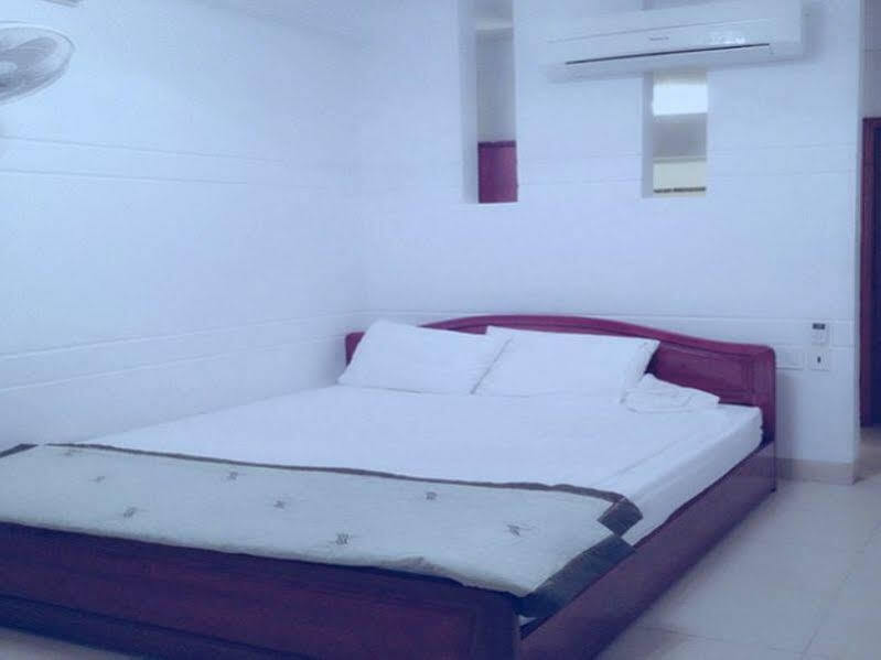 Куинён: My Linh Hotel